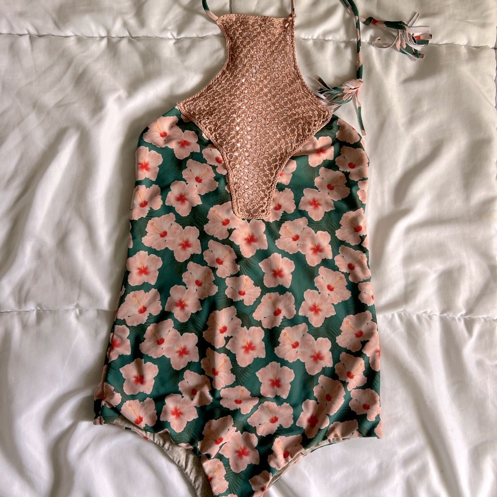 ACACIA ONE PIECE TEAHUPOO IN MAHALO PRINT SIZE MEDIUM